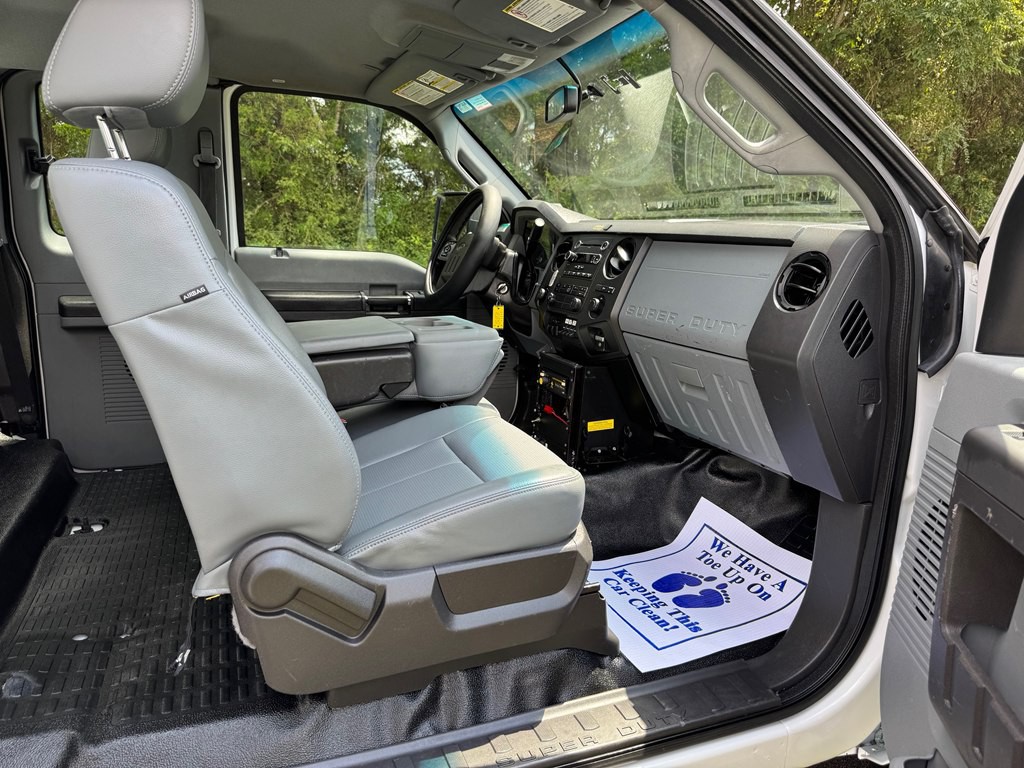 2014 Ford F-350 Image 15