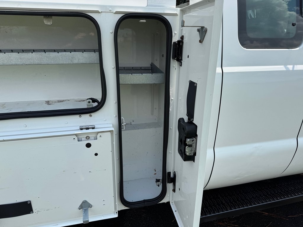 2014 Ford F-350 Image 22