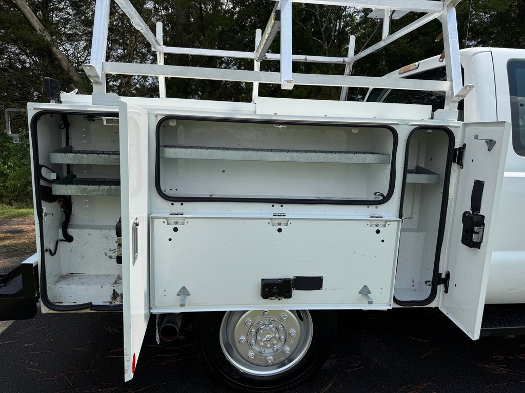 2014 Ford F-350 Image 23
