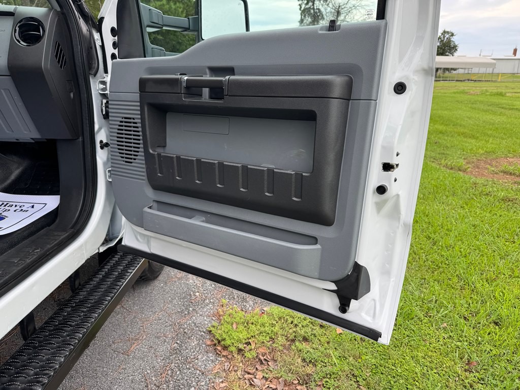 2016 Ford F-250 Image 16