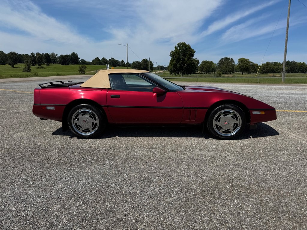 1989 Chevrolet Corvette Image 3
