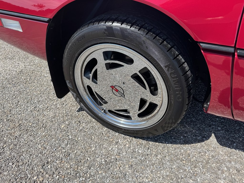 1989 Chevrolet Corvette Image 18
