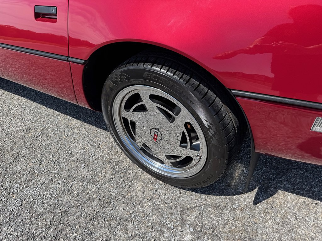 1989 Chevrolet Corvette Image 20