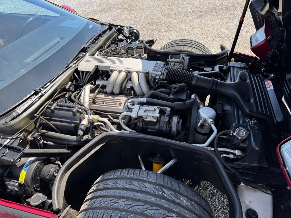1989 Chevrolet Corvette Image 21