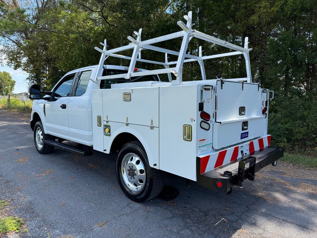 2017 Ford F-350 Image 5