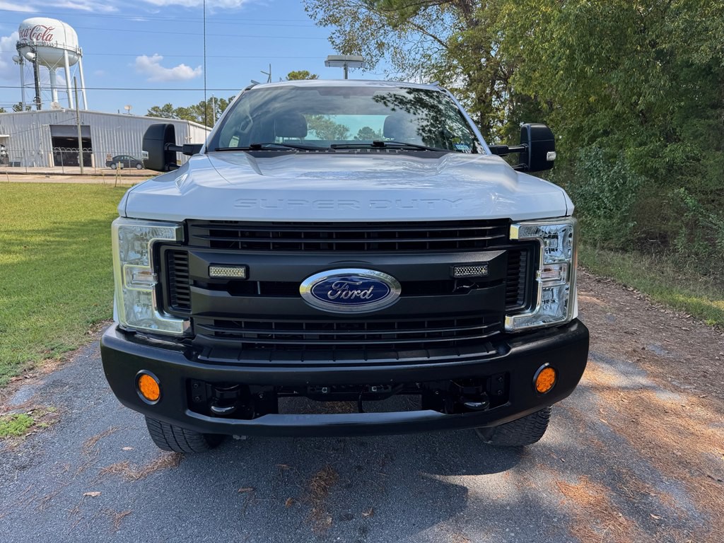 2017 Ford F-350 Image 8