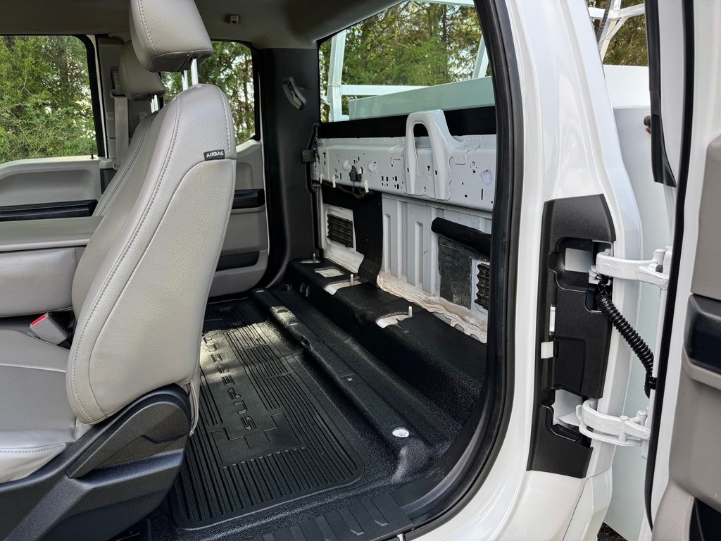 2017 Ford F-350 Image 12
