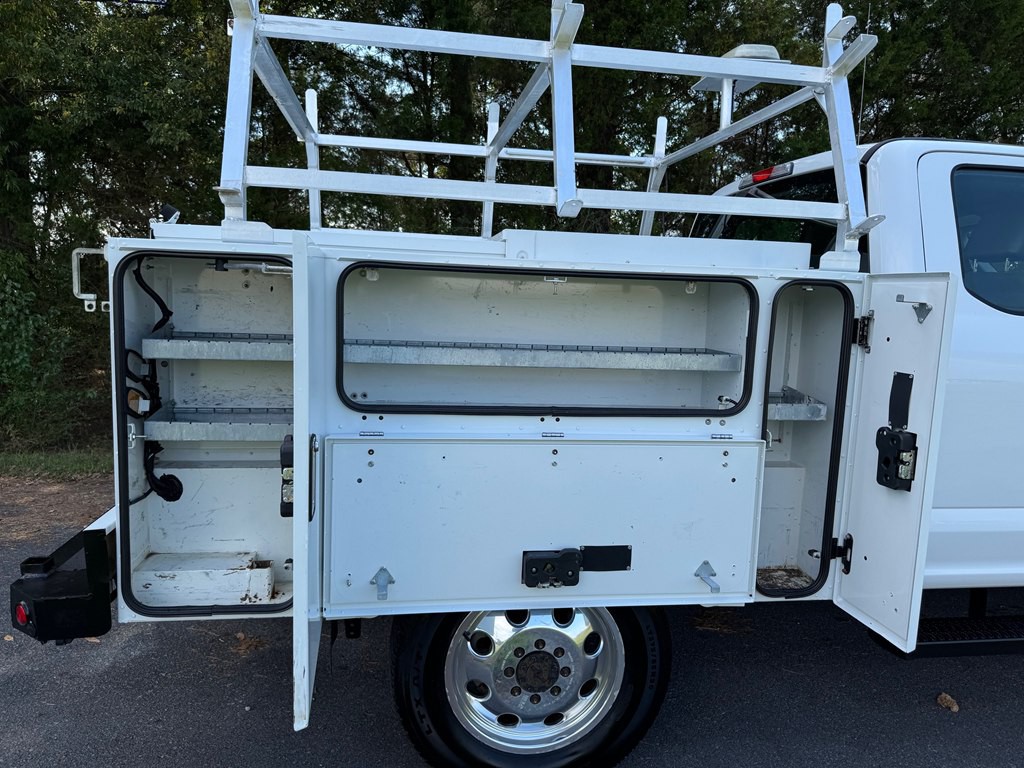 2017 Ford F-350 Image 22