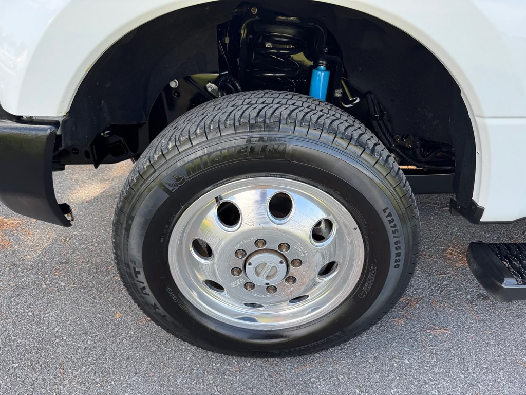 2017 Ford F-350 Image 34