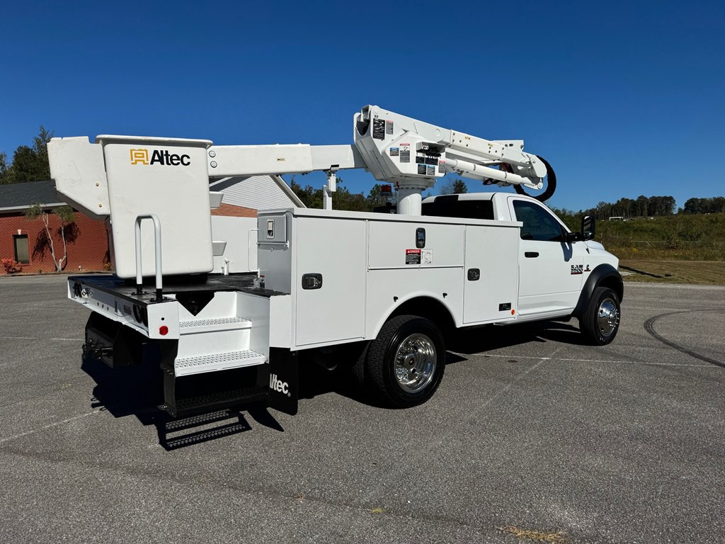 2016 RAM 5500 Image 6