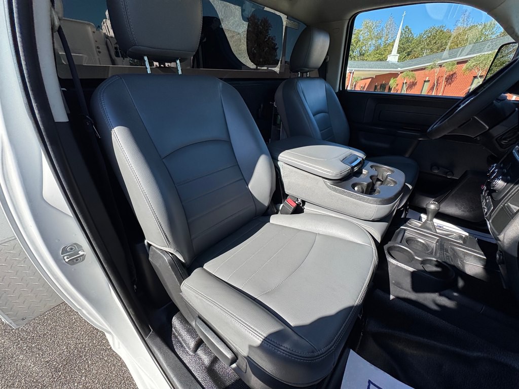 2016 RAM 5500 Image 11