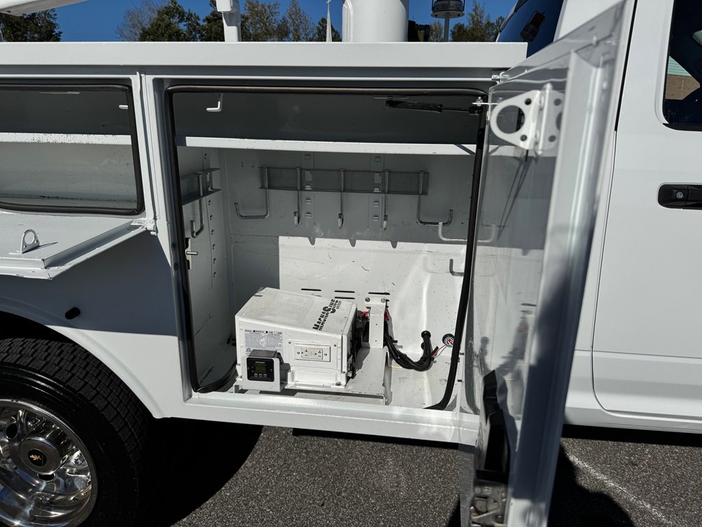 2016 RAM 5500 Image 23