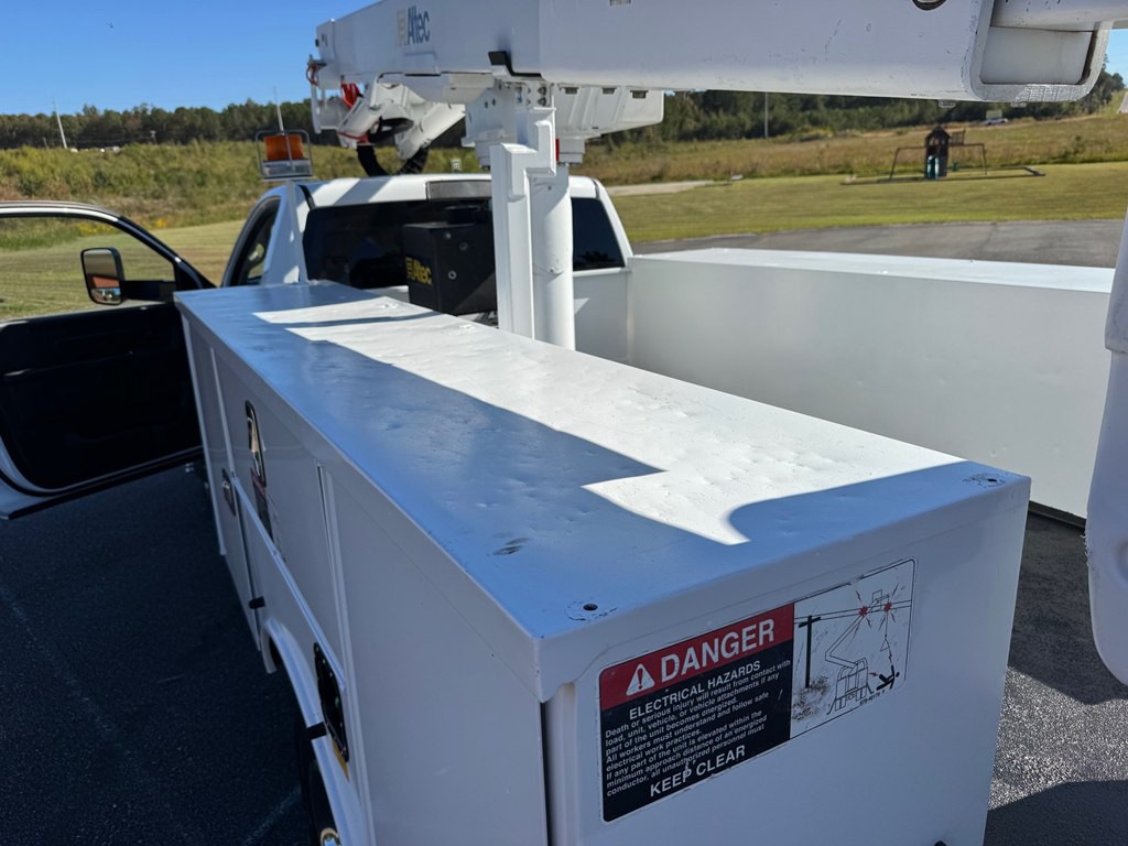 2016 RAM 5500 Image 28