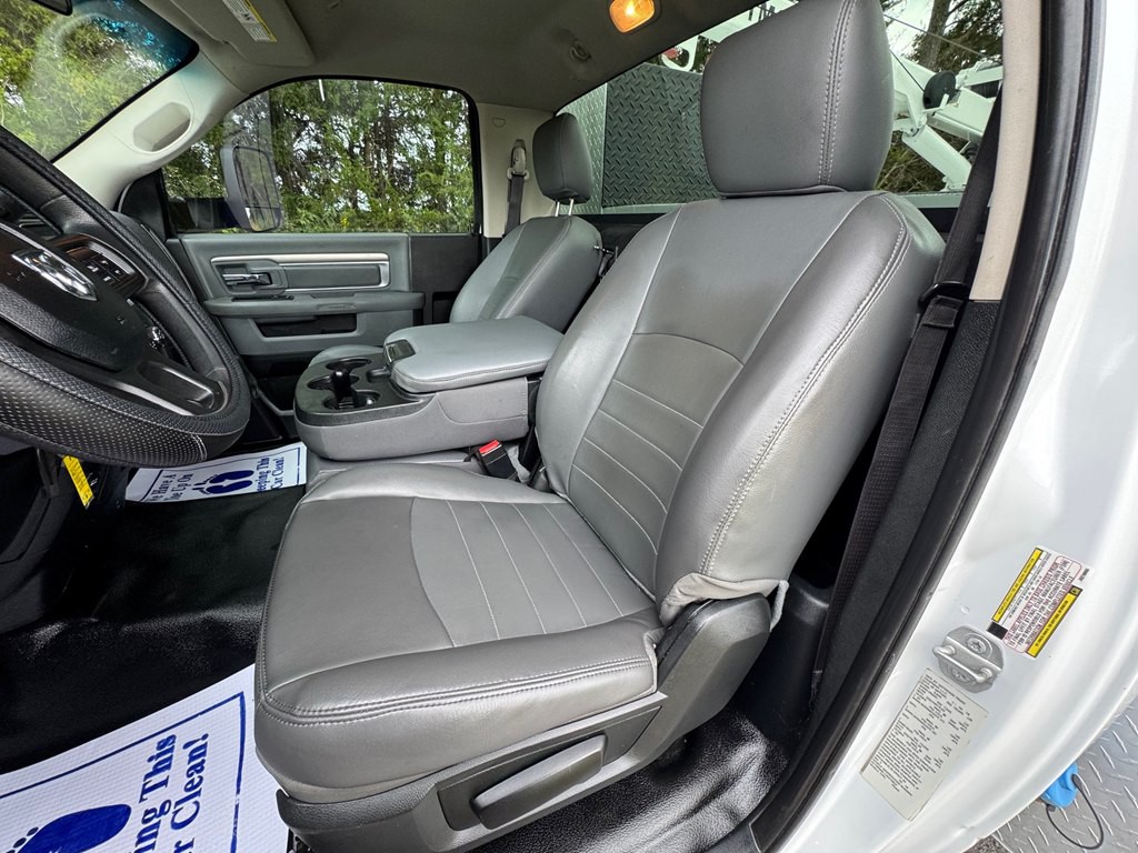 2018 RAM 5500 Image 11