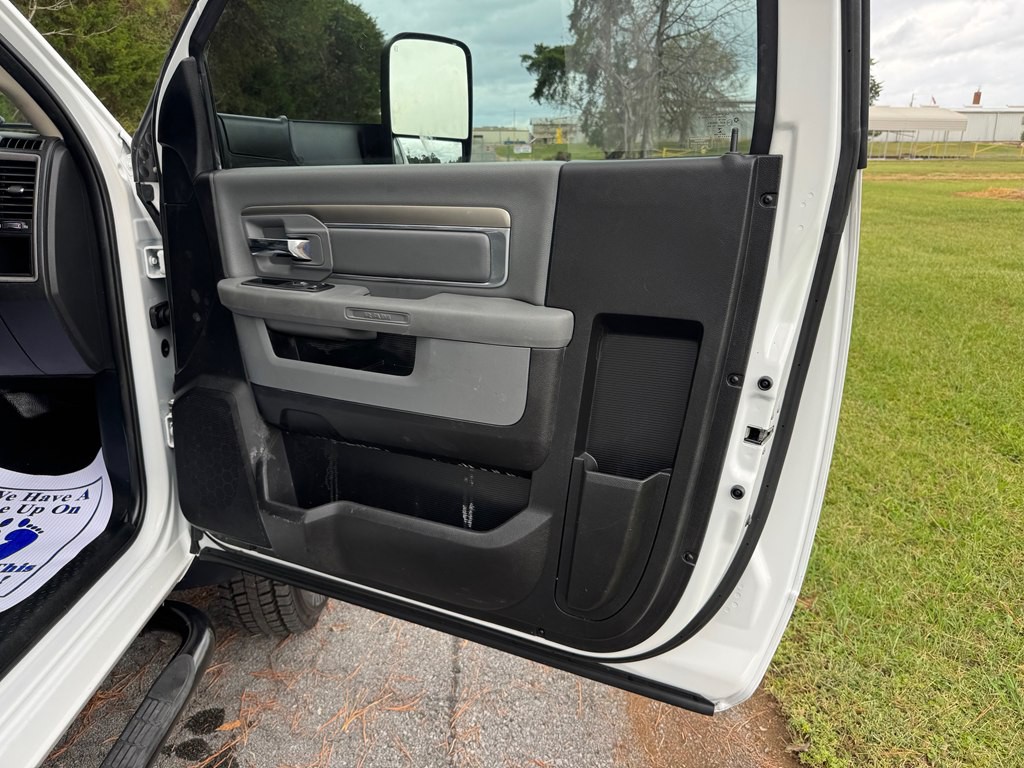 2018 RAM 5500 Image 13