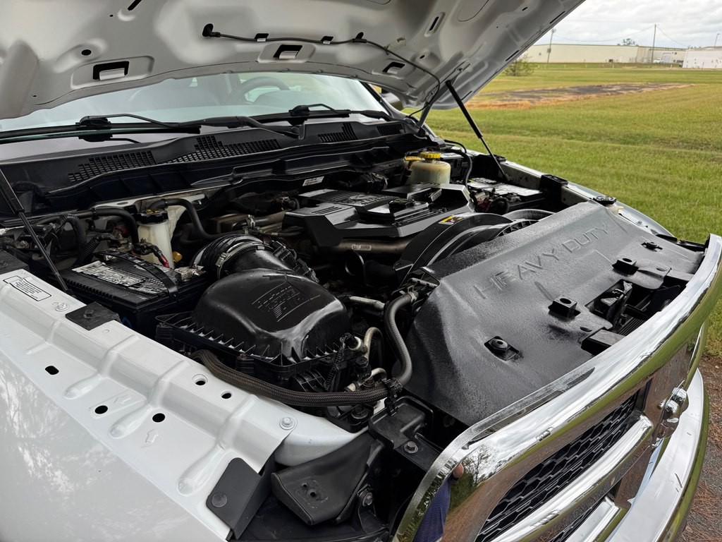 2018 RAM 5500 Image 34