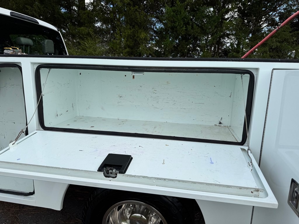 2019 Ford F-350 Image 24