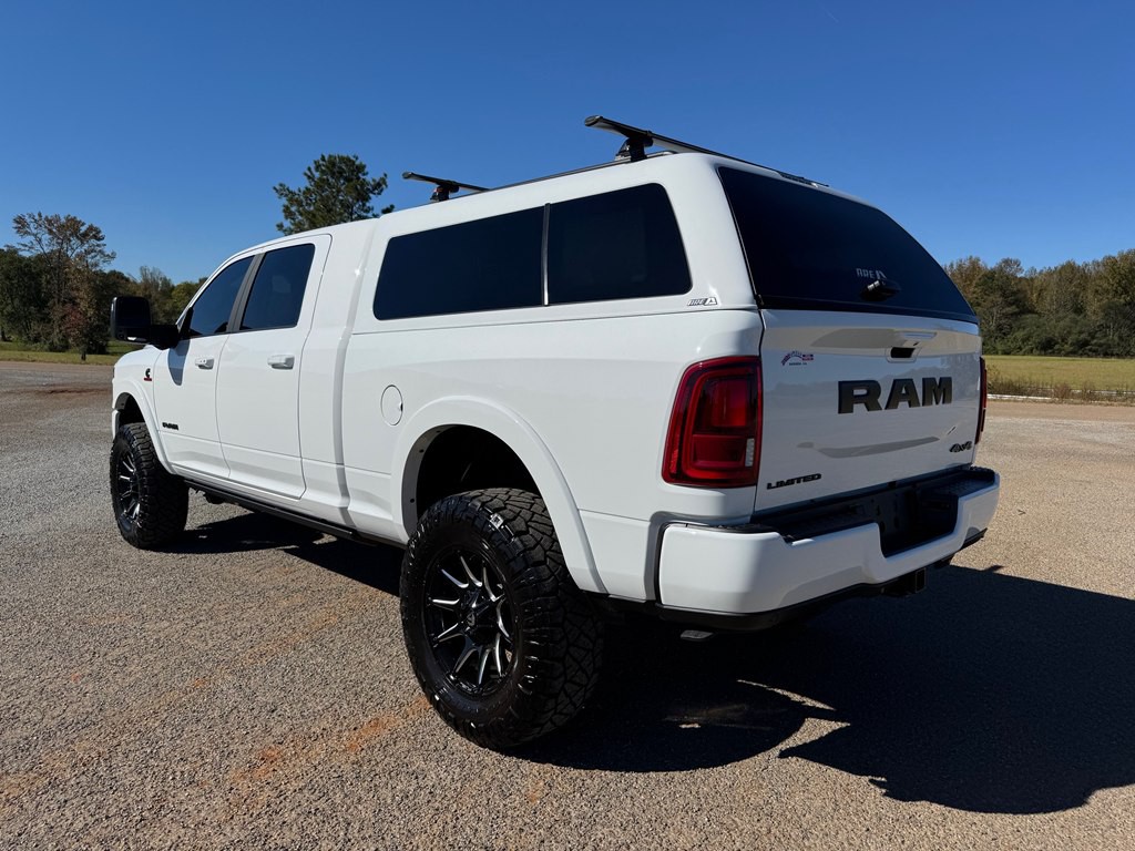 2025 RAM 3500 Image 5