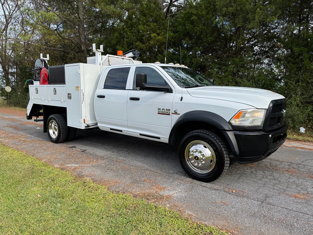2014 RAM 5500 Image 4