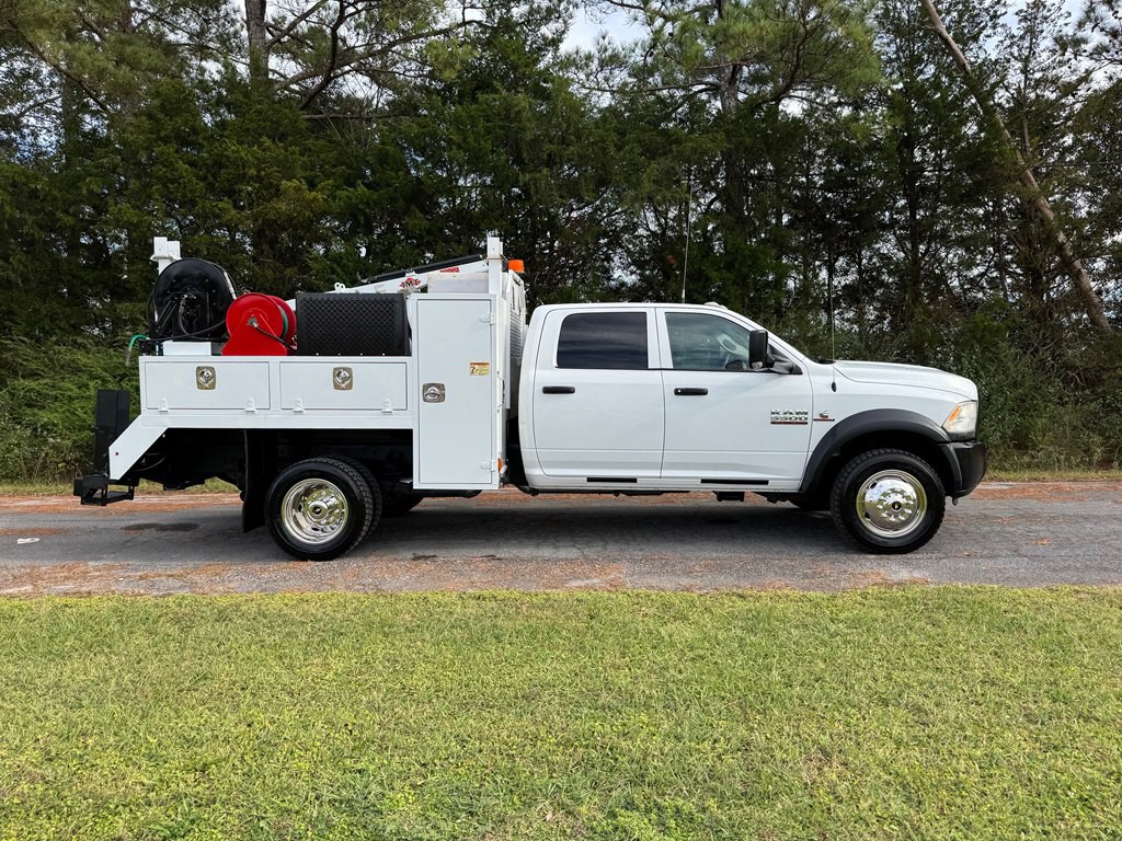 2014 RAM 5500 Image 5
