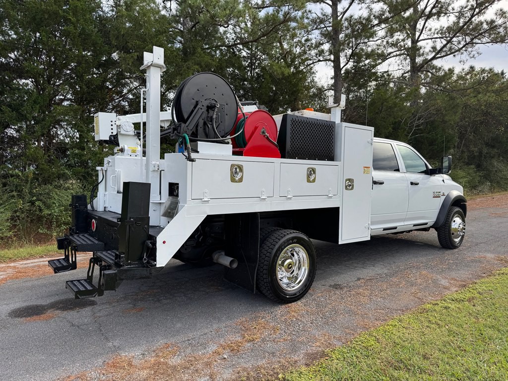 2014 RAM 5500 Image 6