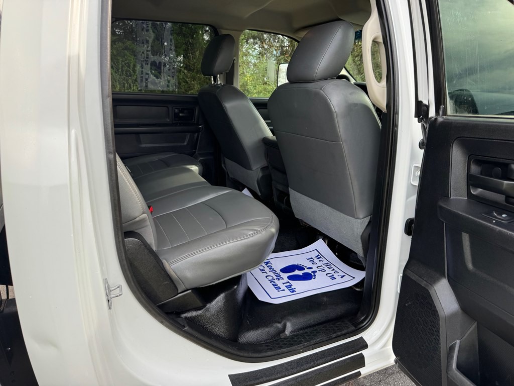 2014 RAM 5500 Image 15