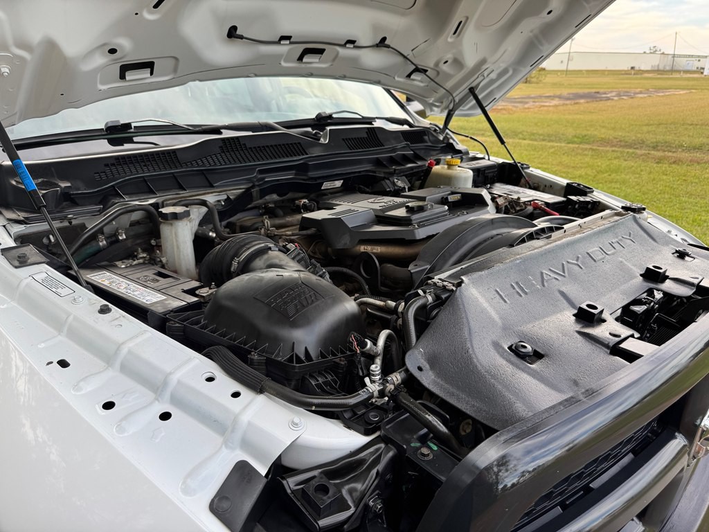 2014 RAM 5500 Image 34