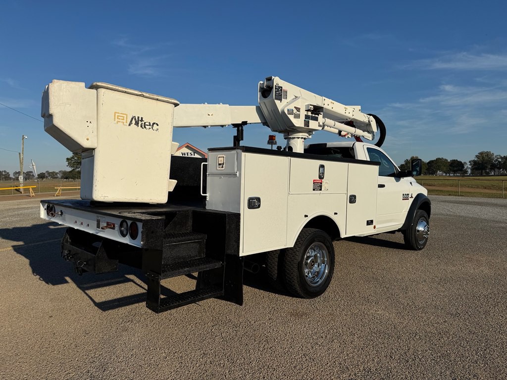 2016 RAM 5500 Image 5