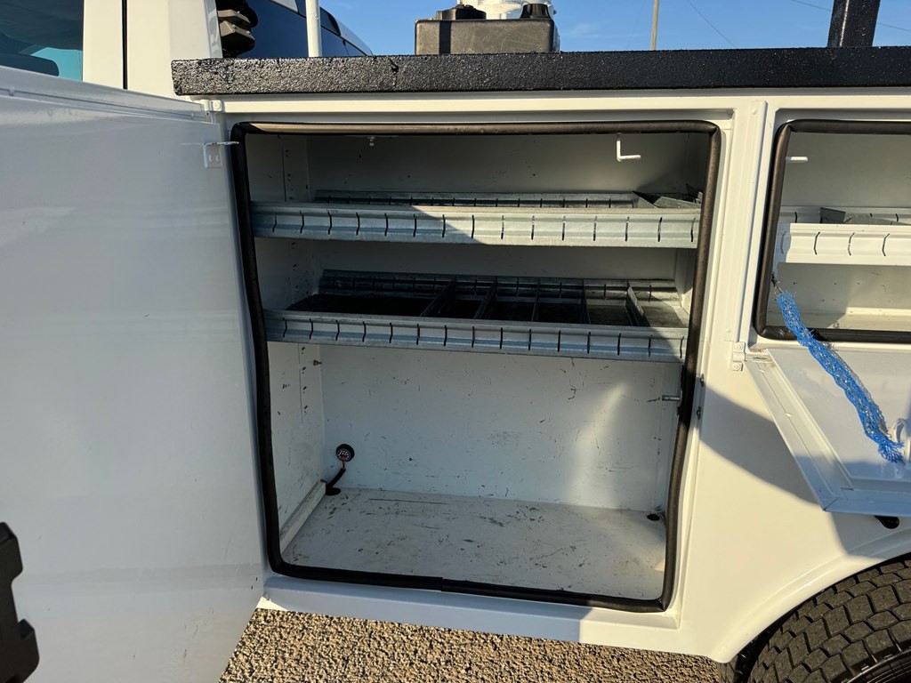 2016 RAM 5500 Image 21