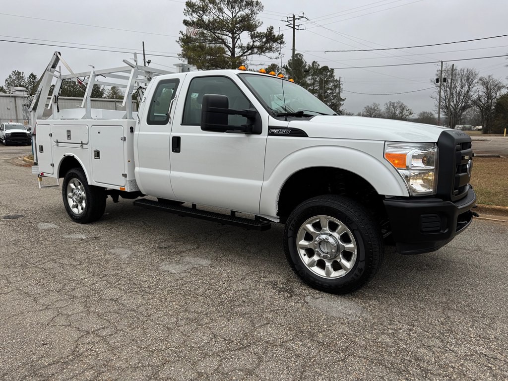 2011 Ford F-350 Image 1