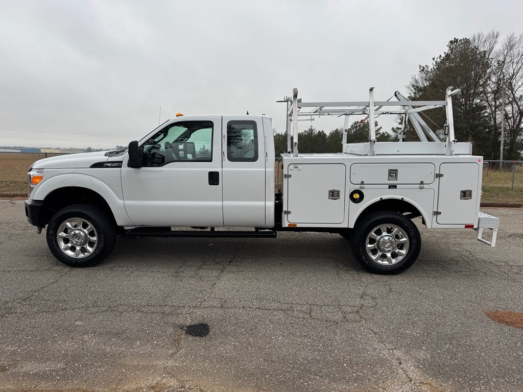 2011 Ford F-350 Image 6