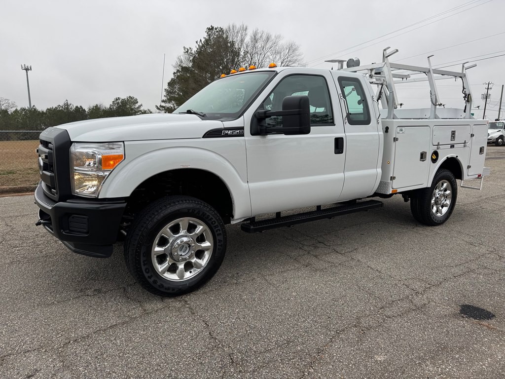 2011 Ford F-350 Image 7