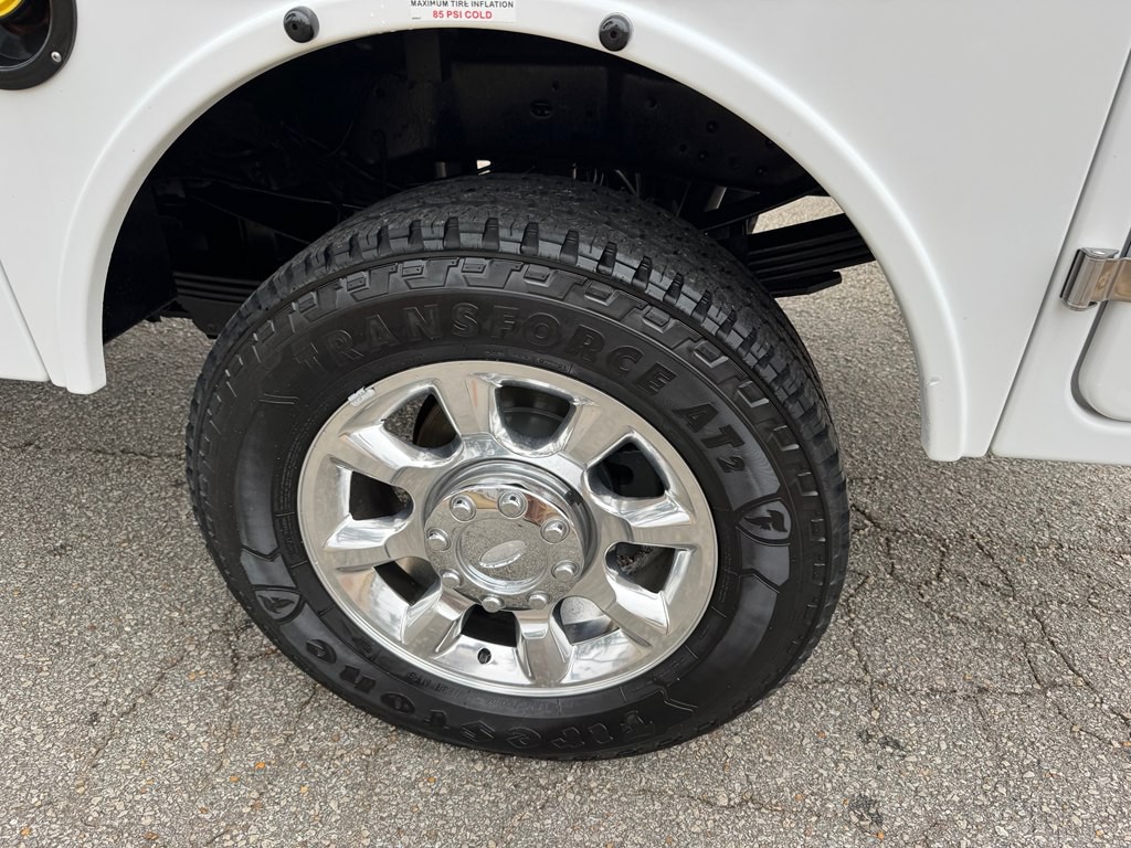 2011 Ford F-350 Image 24