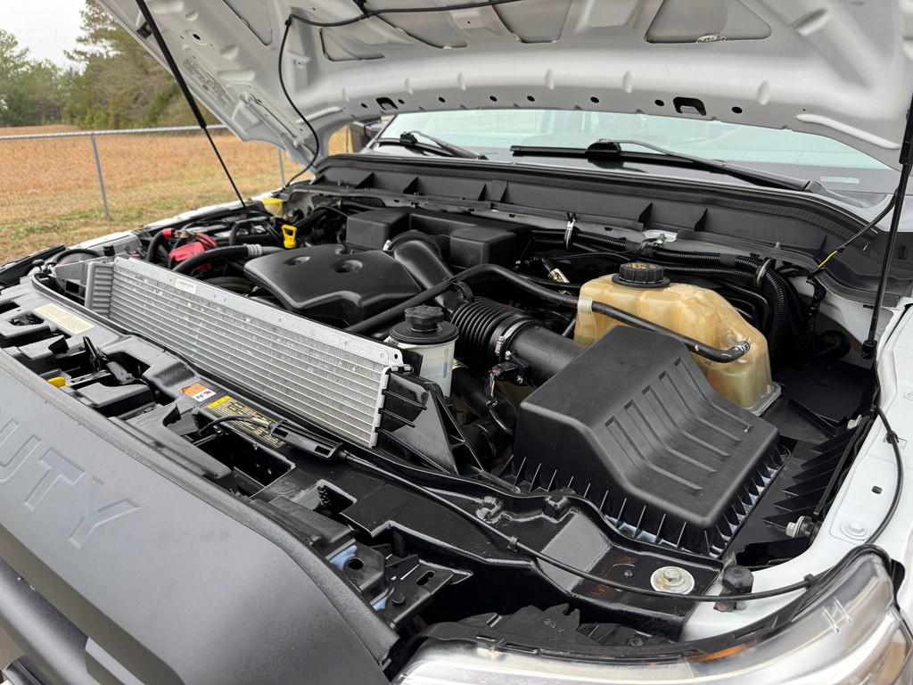 2011 Ford F-350 Image 31