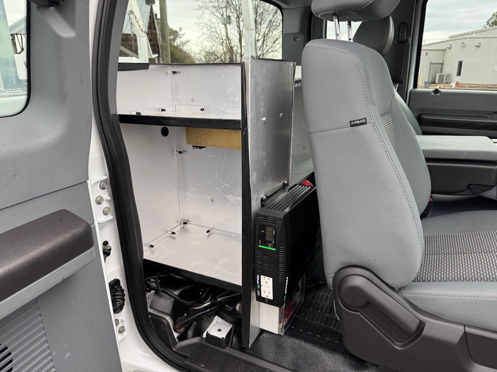 2011 Ford F-350 Image 14