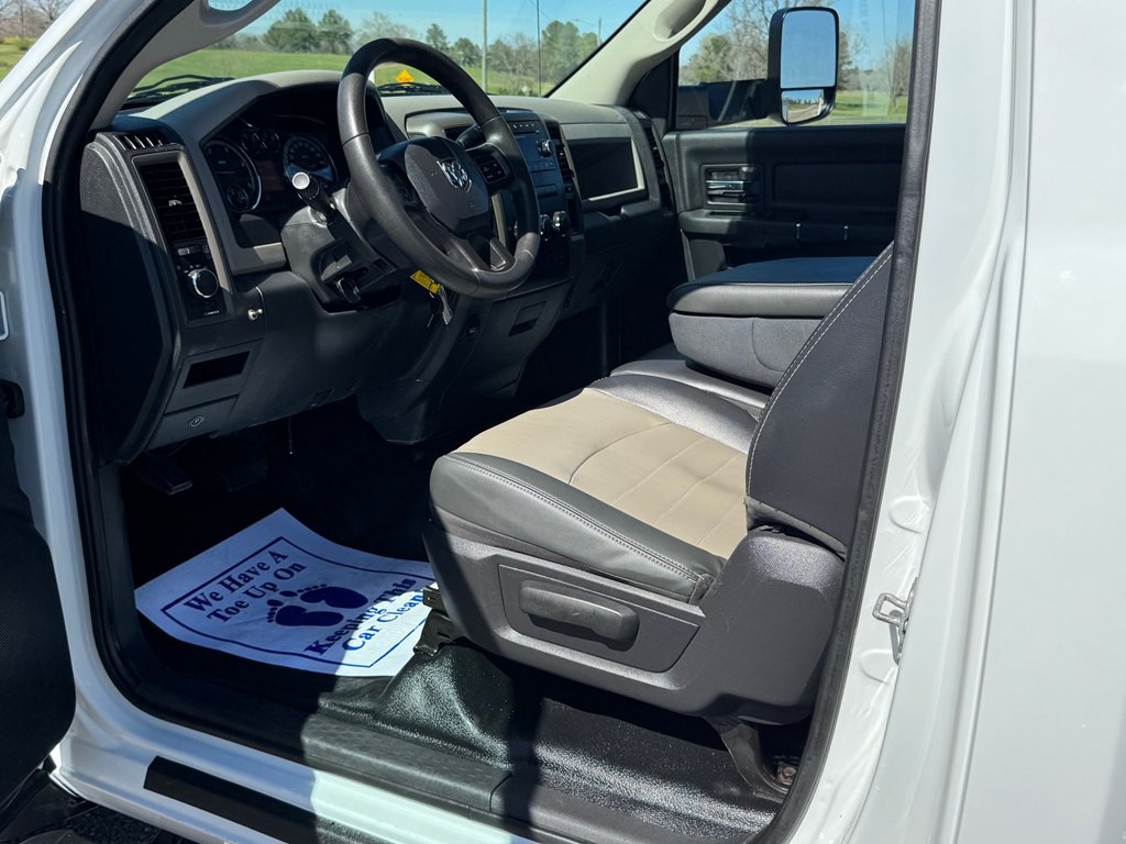 2012 Dodge Ram Image 9