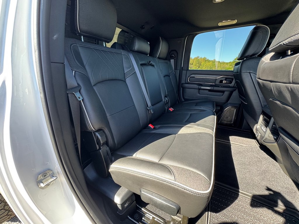 2025 RAM 3500 Image 19