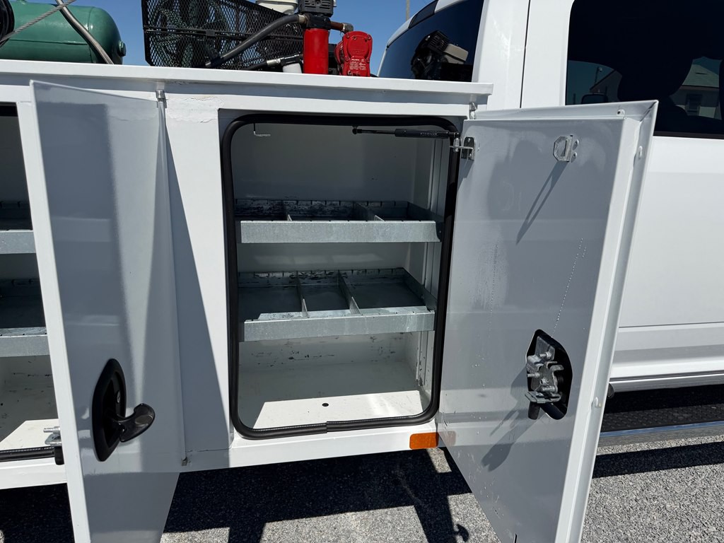 2021 RAM 5500 Image 23