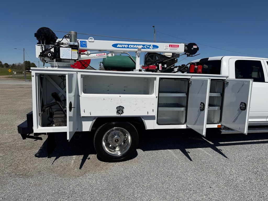 2021 RAM 5500 Image 24