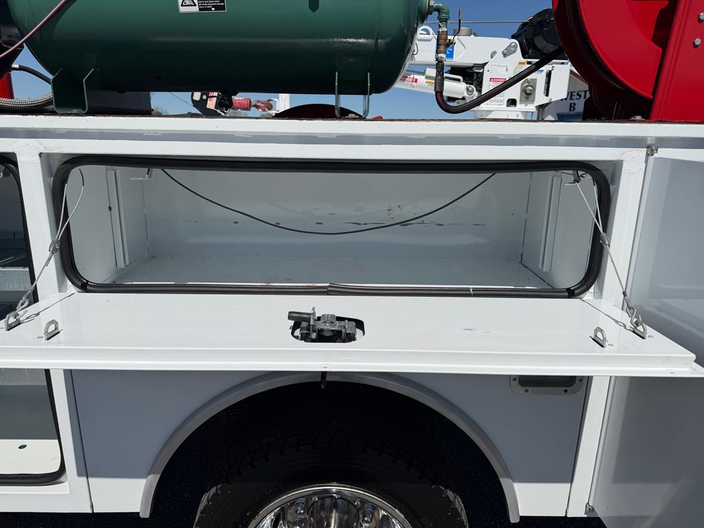 2021 RAM 5500 Image 30