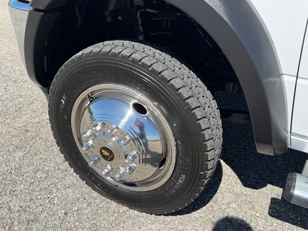 2021 RAM 5500 Image 38