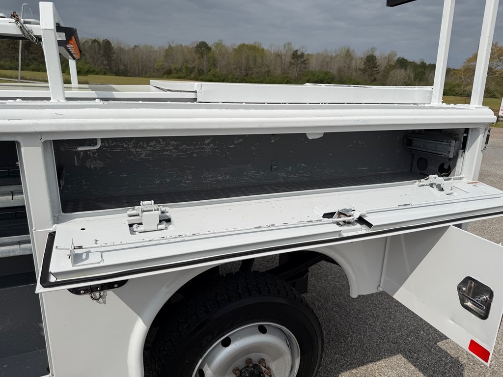 2015 Ford F-250 Image 17