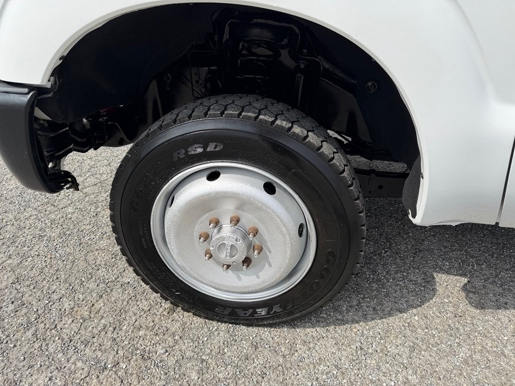 2015 Ford F-250 Image 28