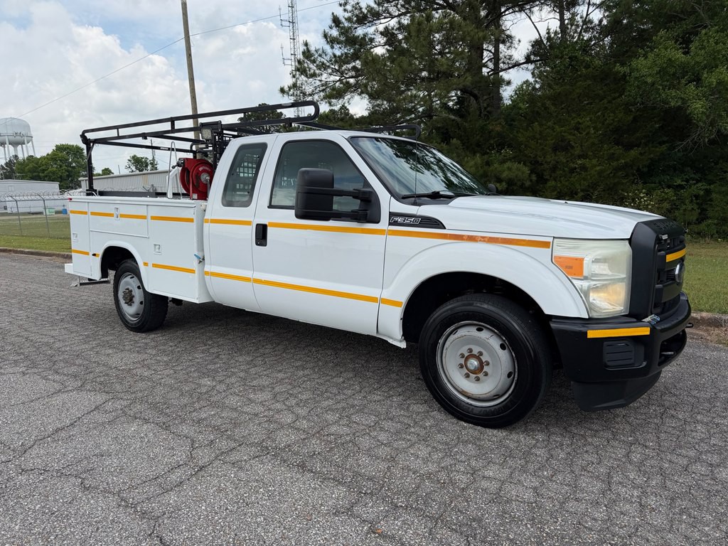 2015 Ford F-350 Image 2