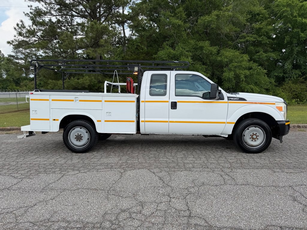 2015 Ford F-350 Image 4