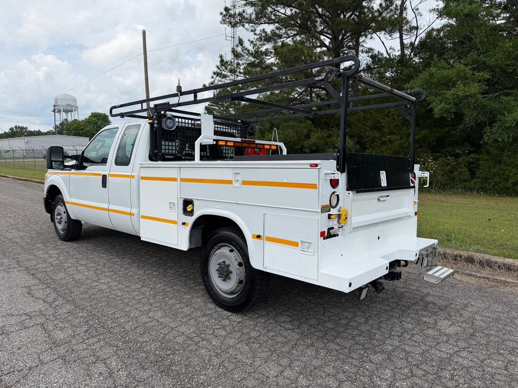 2015 Ford F-350 Image 6