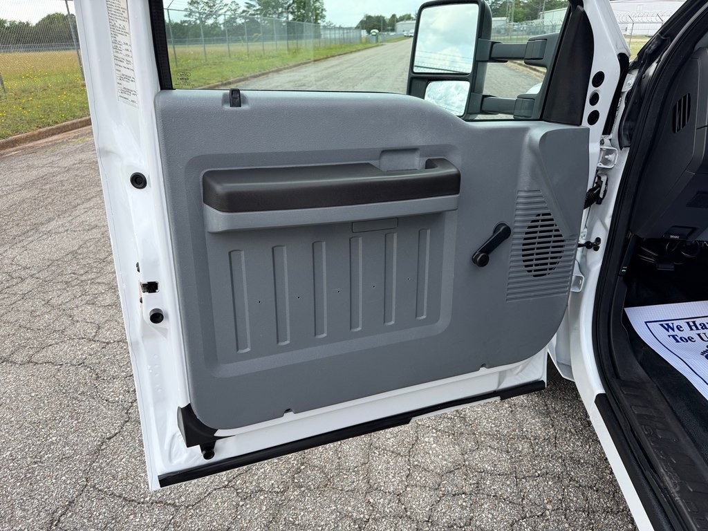 2015 Ford F-350 Image 12