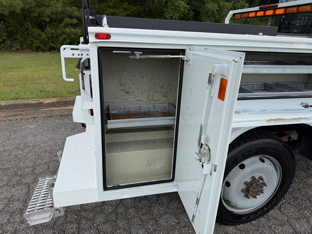 2015 Ford F-350 Image 22