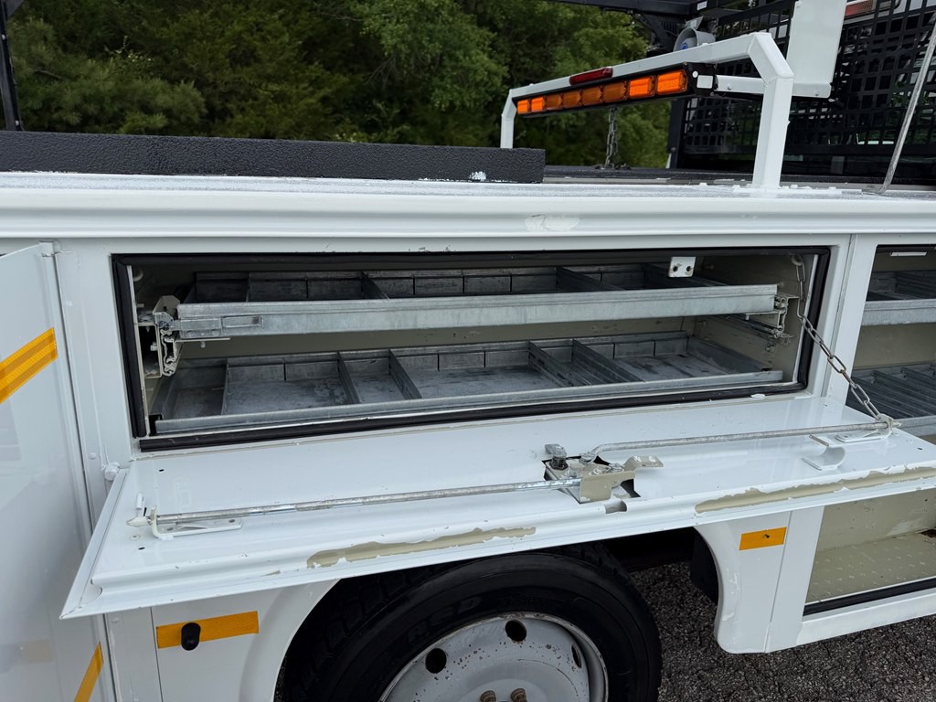 2015 Ford F-350 Image 23