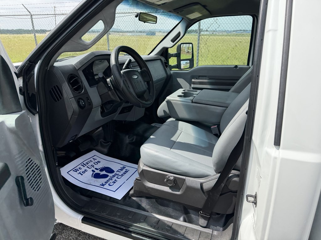 2012 Ford F-350 Image 8